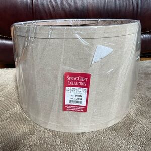 NWT Brand New lamp shade! 
Dimensions shown in picture